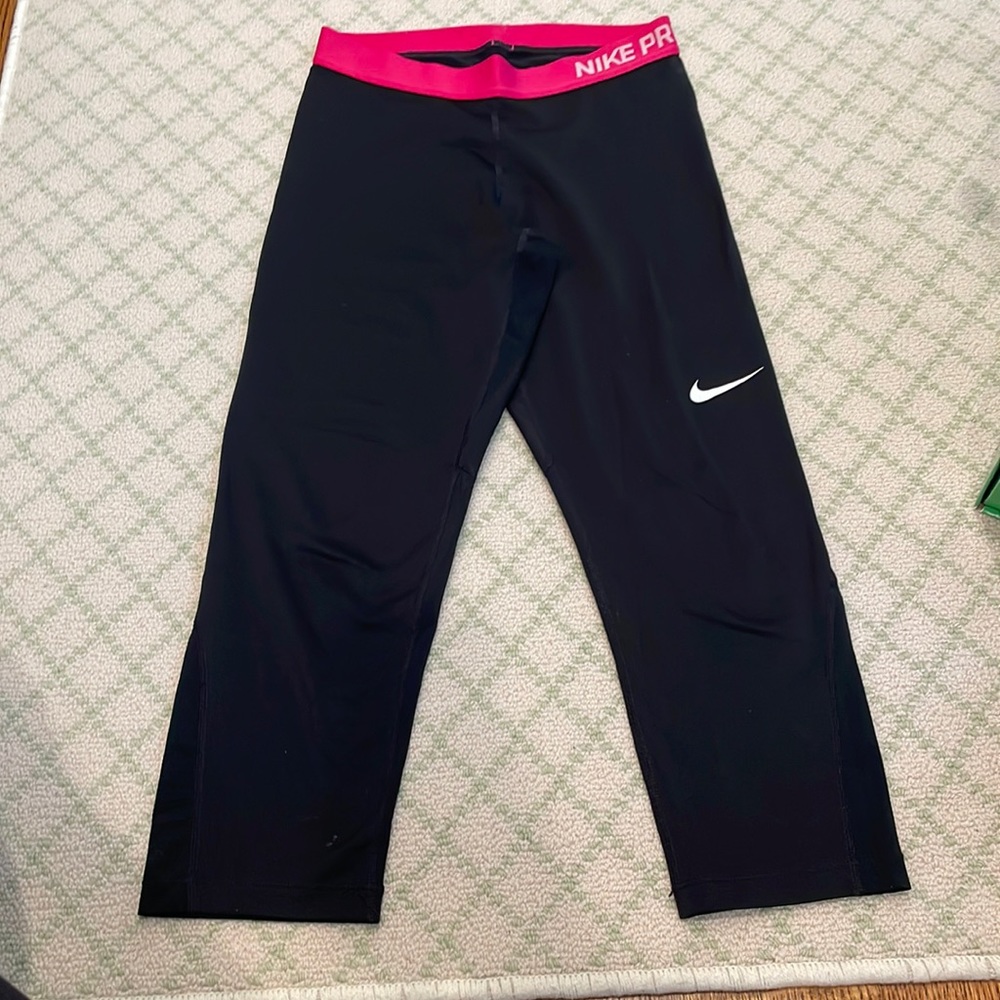 Nike Pro Womens Cropped leggings- M